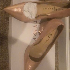 Katy Perry Shoes Like New